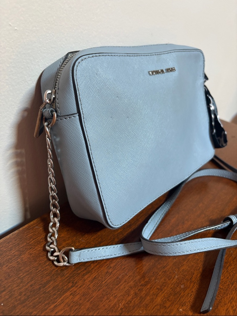 Michael Kors Powder Blue Crossbody Bag - Picture 3 of 8